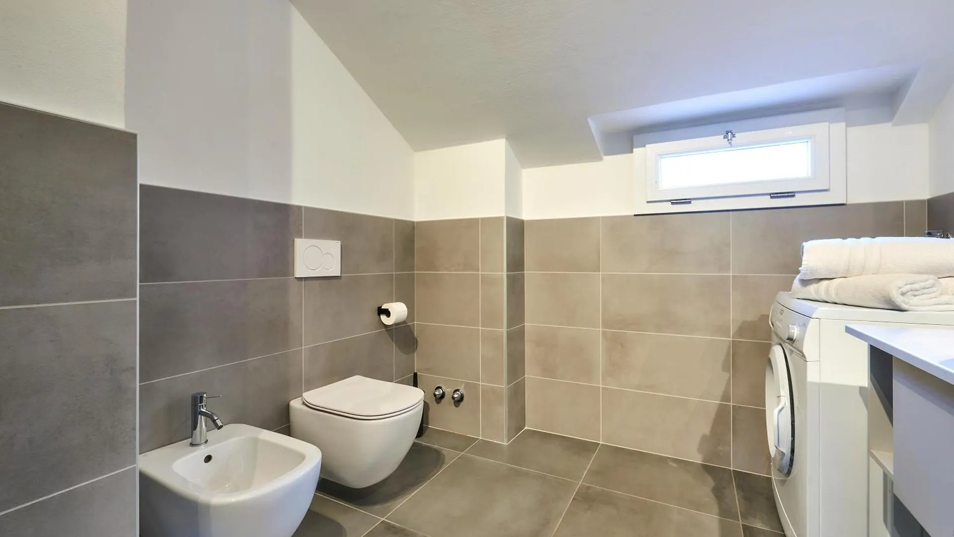 Apartment Luxury 100Mq With Private Terrace With Lake View Near Varenna Fiumelatte