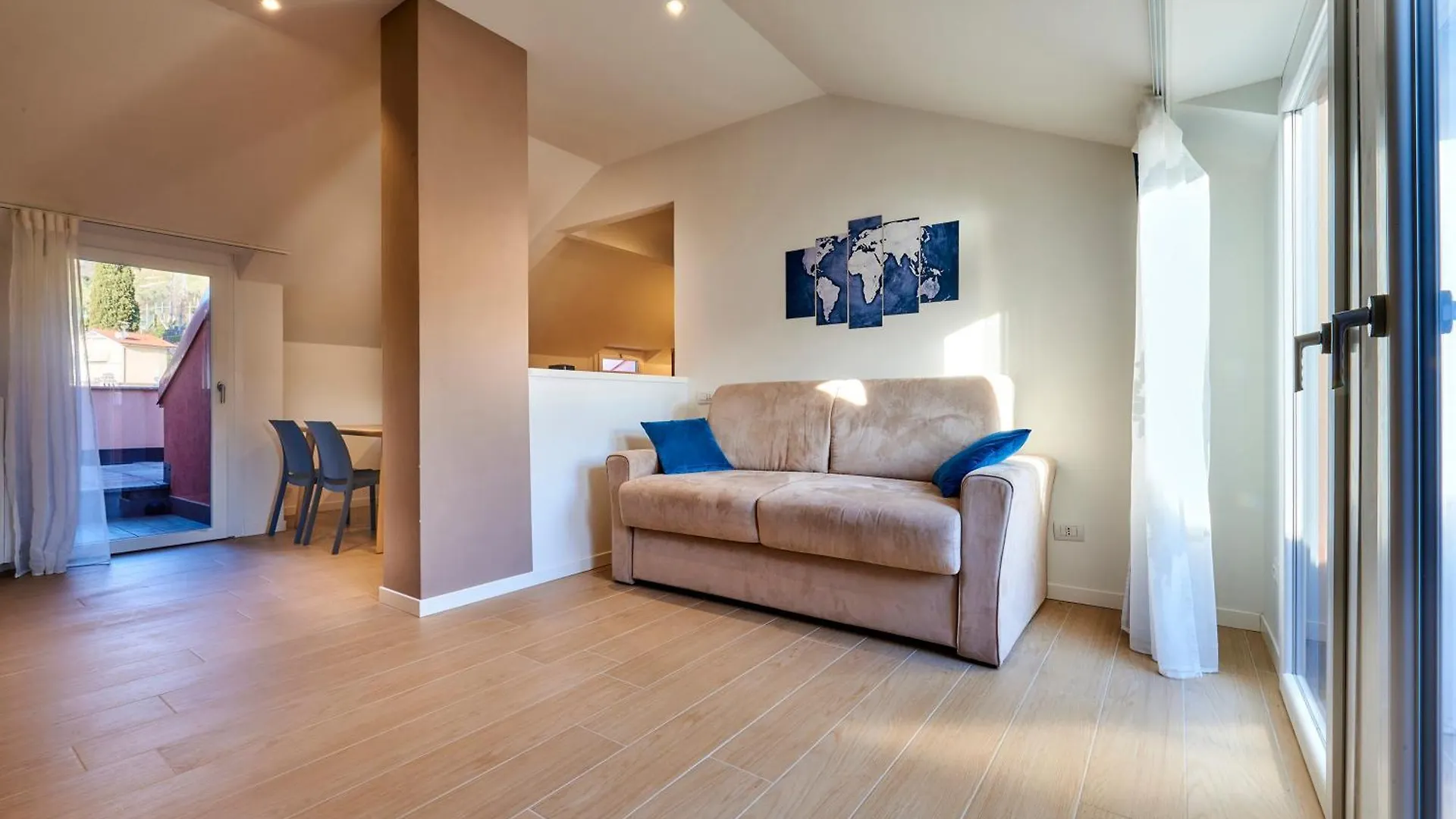 Luxury 100Mq With Private Terrace With Lake View Near Varenna Fiumelatte